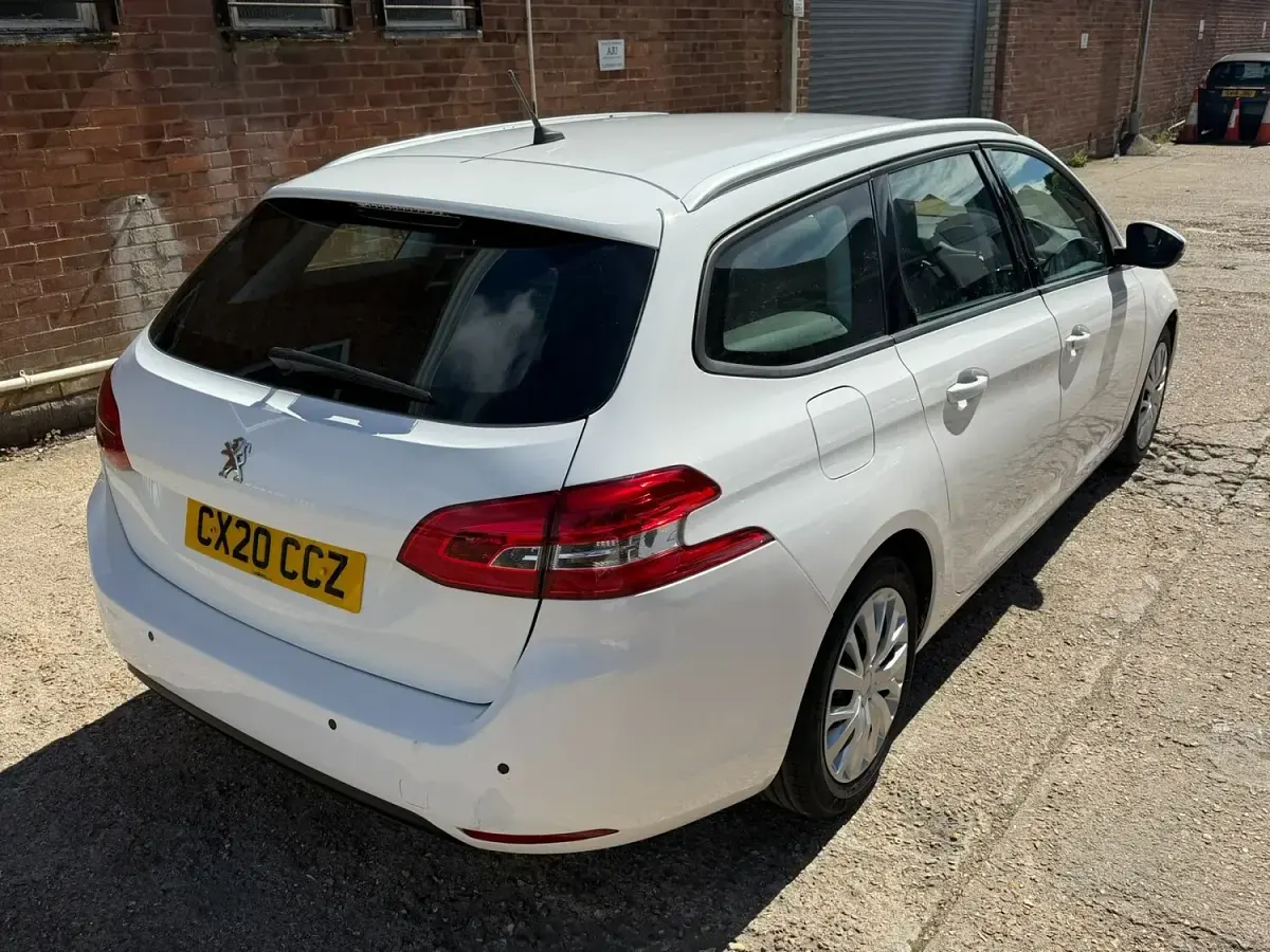 Used Peugeot 308 2020 White Estate