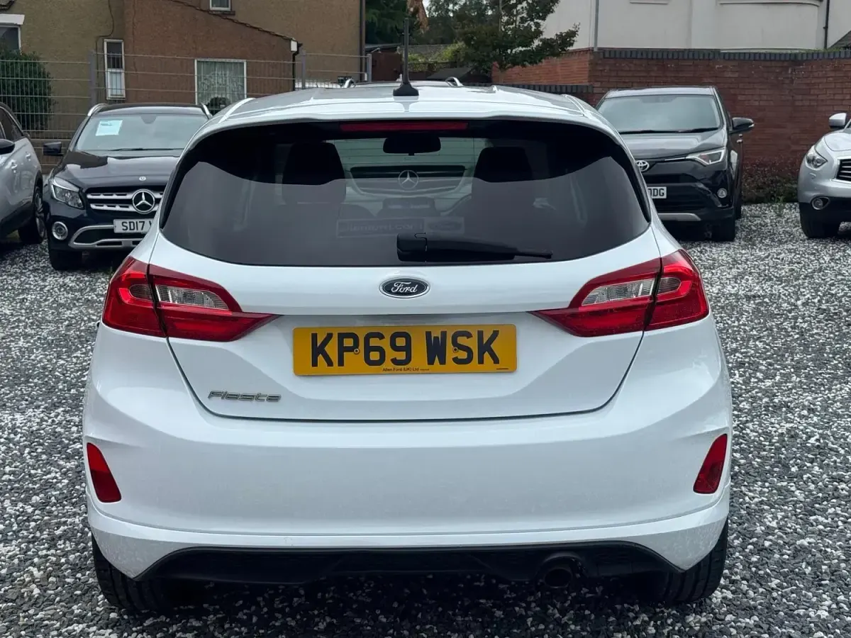 Used Ford Fiesta ST-Line 125 HP (91 kW) 2019 White Hatchback