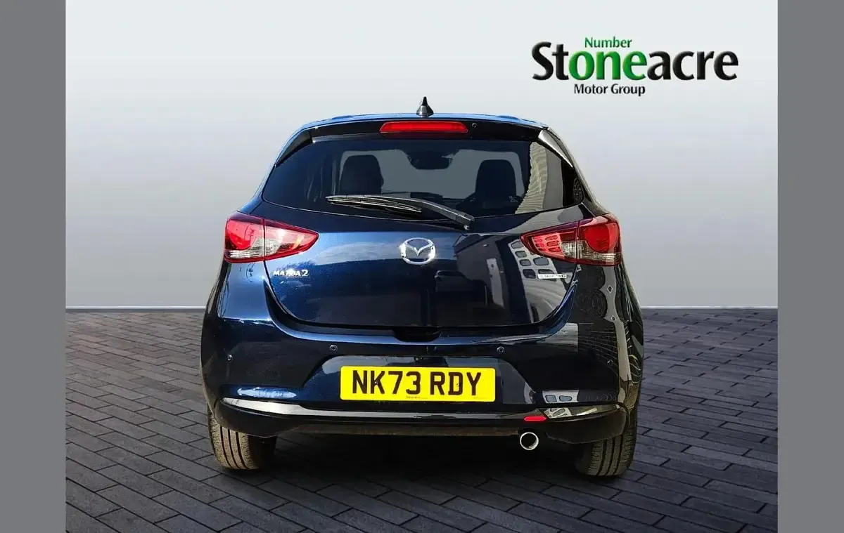 Usado Mazda 2 Homura-Aka 116 HP (85 kW) 2023 Azul Citadino