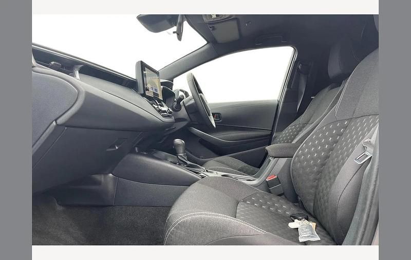 Used Toyota Corolla 138 HP (101 kW) 2025 Grey