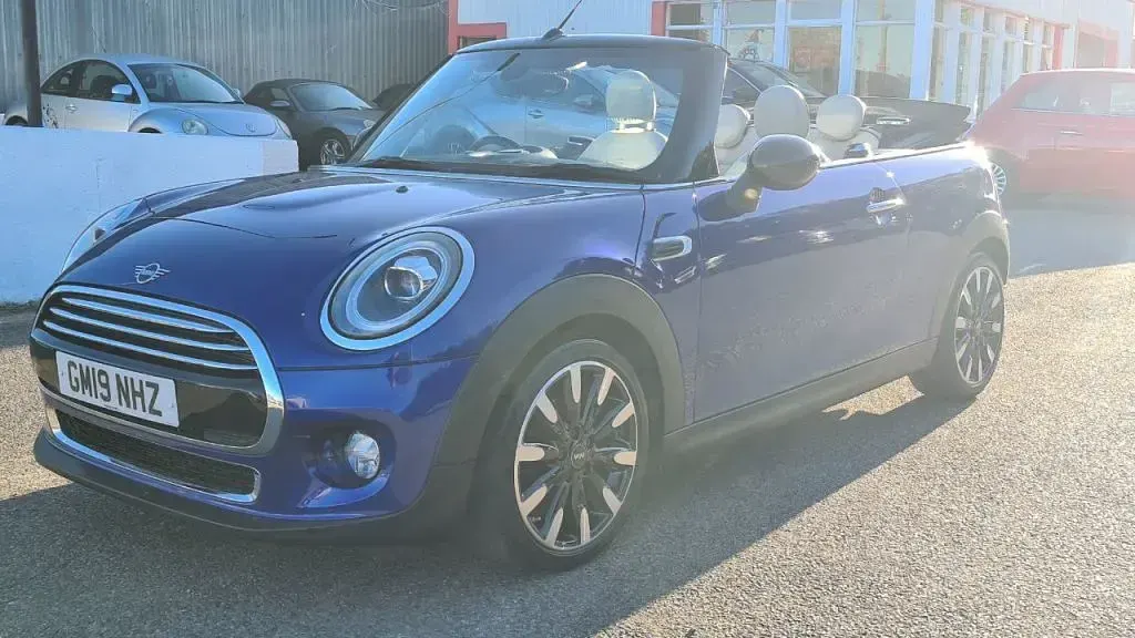 Usado Mini Cooper Cabriolet Exclusive 2019 Azul Descapotable