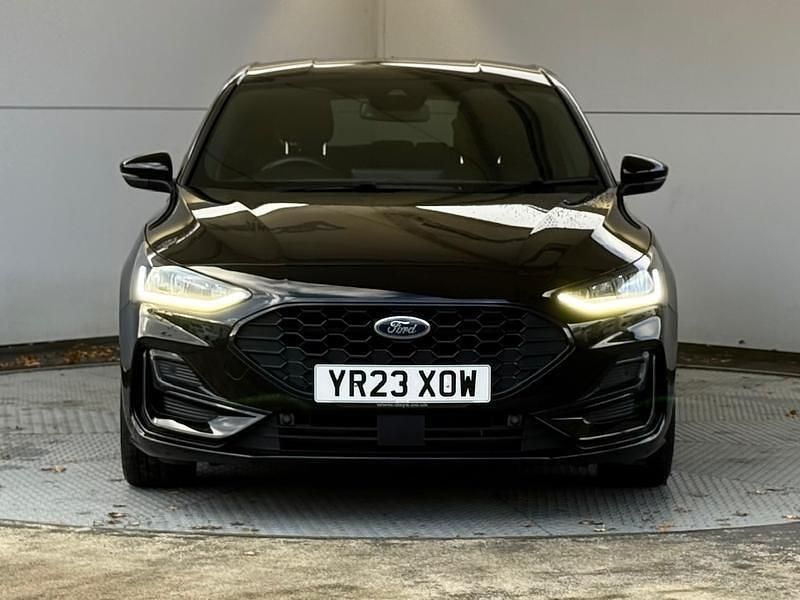 Used Ford Focus ST-Line 125 HP (91 kW) 2023 Black Hatchback