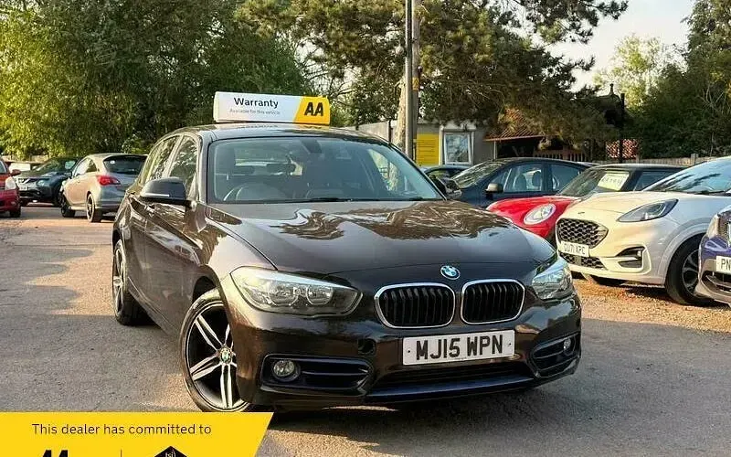 Used BMW 120 Sport Line 190 HP (139 kW) 2015 Hatchback