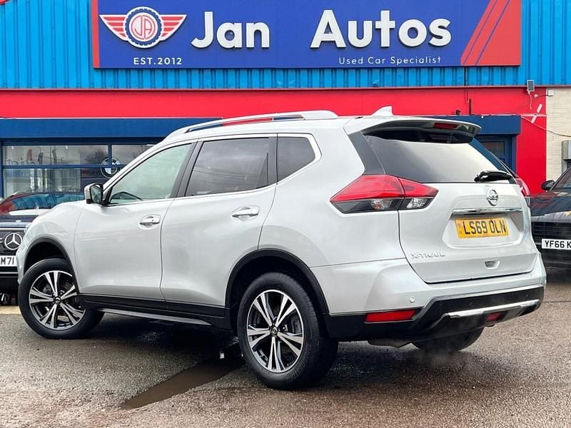 Used Nissan X-Trail N-Connecta 2019 Silver SUV