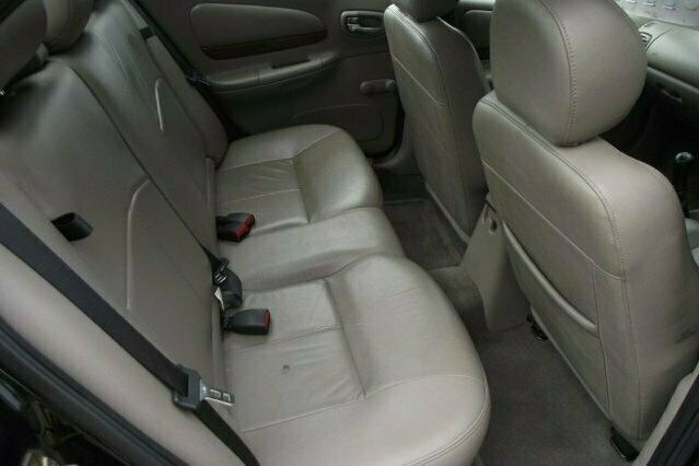 Used Chrysler Neon 131 HP (96 kW) 2003 Sedan