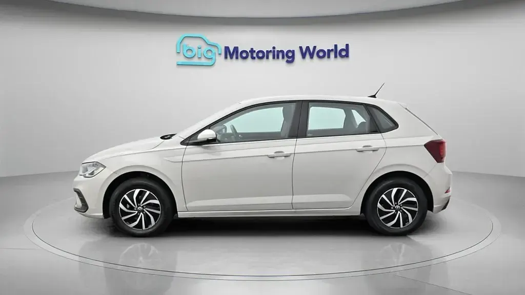 Begagnad VW Polo S 80 HK (58 kW) 2024 Grå Halvkombi