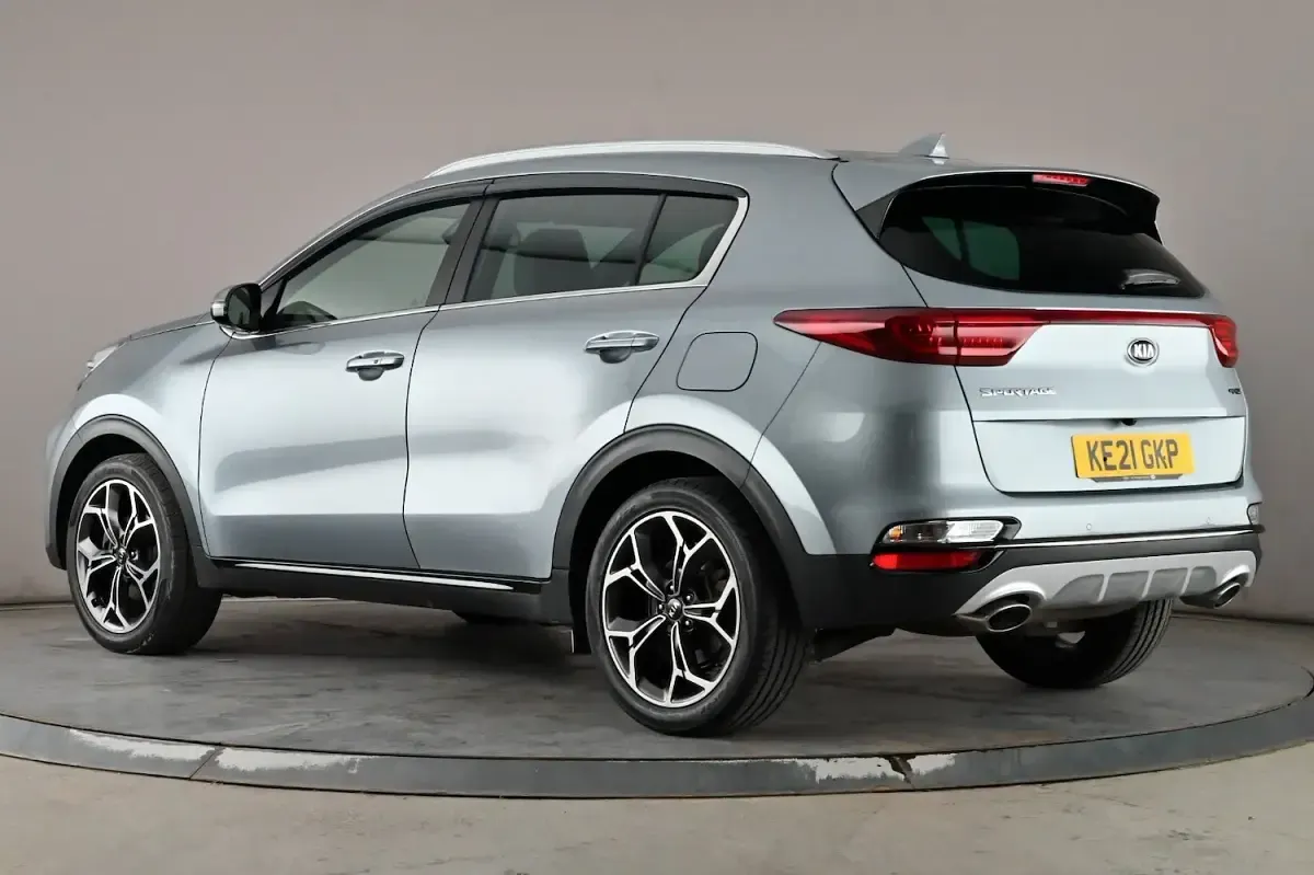 Used Kia Sportage GT-Line 174 HP (127 kW) 2021 Silver SUV