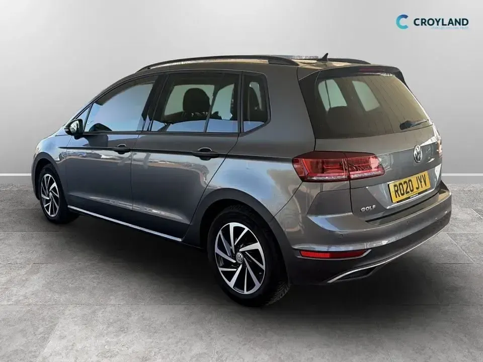 Begagnad VW Golf Match 150 HK (110 kW) 2020 Grå Minibuss