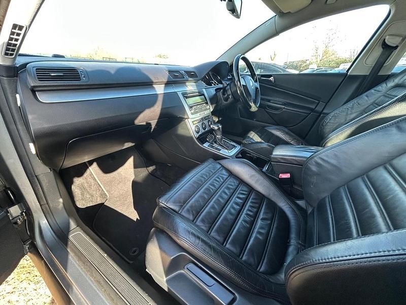 Used VW Passat SEL 250 HP (183 kW) 2006 Grey Estate