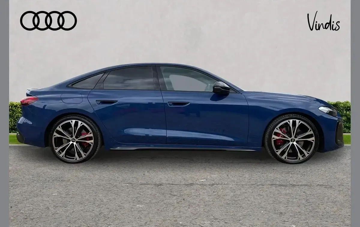 Used Audi A5 Advanced 362 HP (266 kW) 2024 Blue Sedan