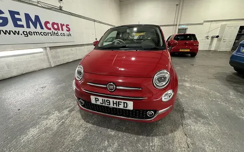 Used Fiat 500 Lounge 69 HP (50 kW) 2019 Hatchback