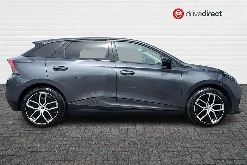 Used MG MG4 EV Trophy 150 kW (204 HP) 2025 Grey Hatchback