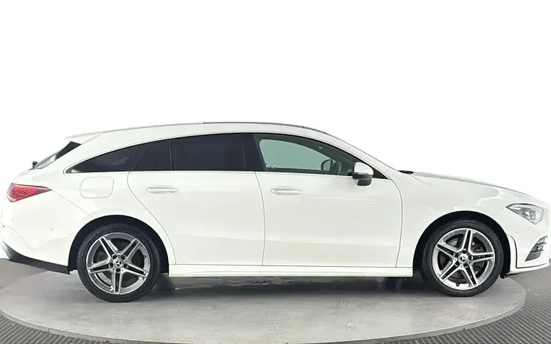 Used Mercedes E250 AMG line 218 HP (160 kW) 2022 Estate
