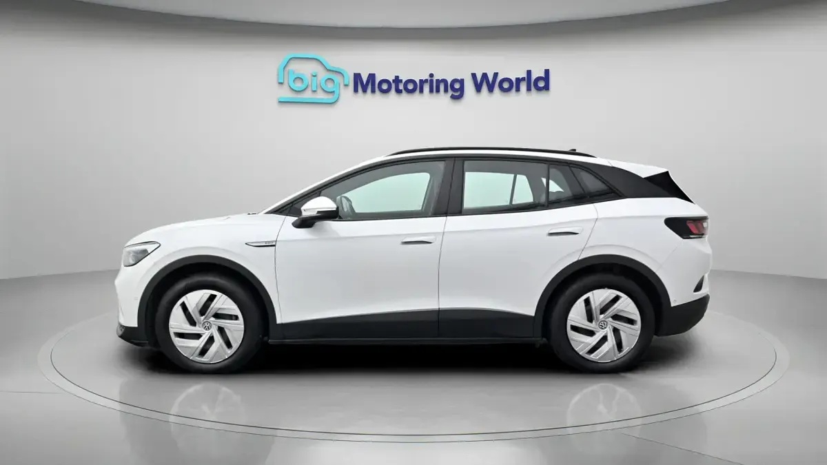 Käytetty VW ID.4 Pro Performance 147 kW (201 HP) 2023 Katumaasturi