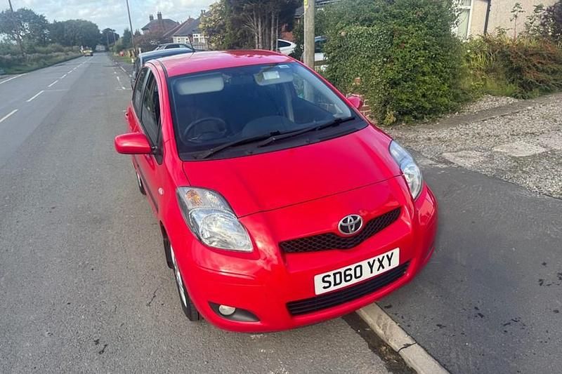 Red Used 2010 Toyota Yaris Hatchback | £2,495 (Fair price) - Image 1/1