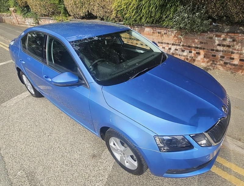 Used Skoda Octavia SE 150 HP (110 kW) 2018 Blue Hatchback