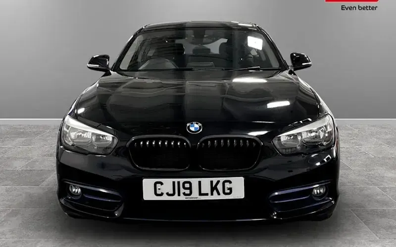 Gebraucht BMW 118 Sport Line 150 PS (110 kW) 2019 Kleinwagen