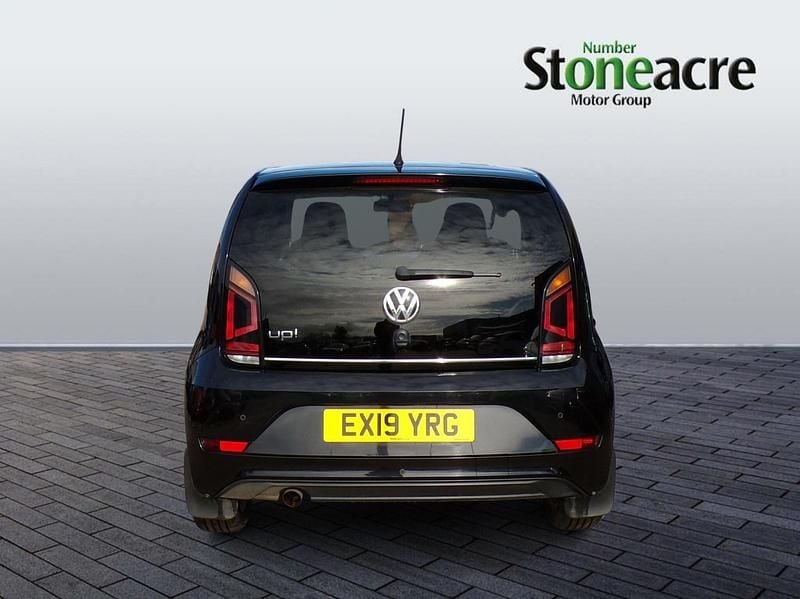 Usado VW up! Beats 90 HP (66 kW) 2019 Preto Citadino