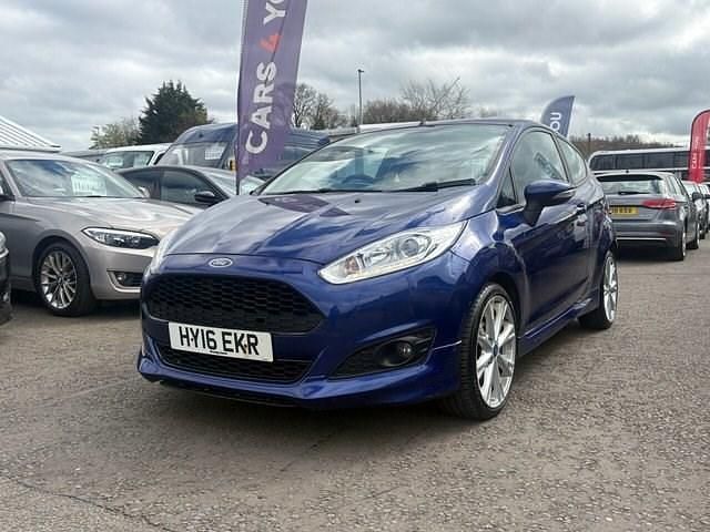 Usado Ford Fiesta Zetec 125 HP (91 kW) 2016 Azul Citadino