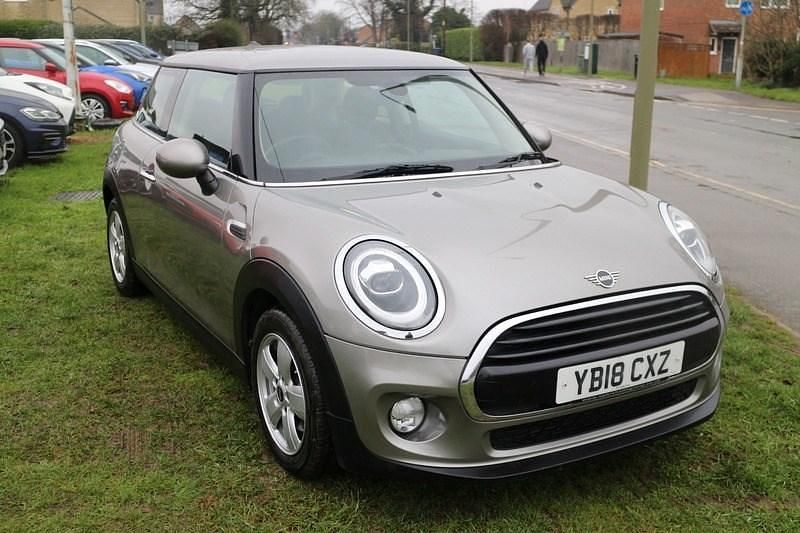 Used Mini Cooper Hatch 2018 Silver Hatchback