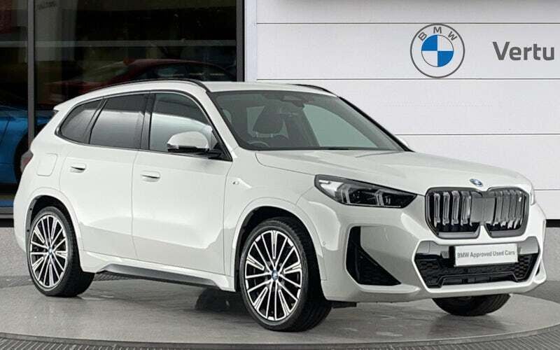 Used 2025 BMW iX1 M Sport SUV | £31,435 (Fair price) - Image 1/4