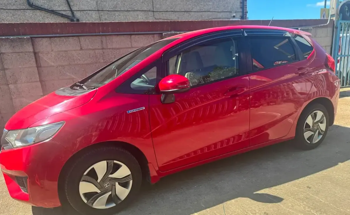 Used Honda Jazz 2015 Red Hatchback