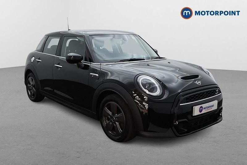 Black Used 2022 Mini Cooper S Classic Hatchback | £16,199 (Super price) - Image 1/4