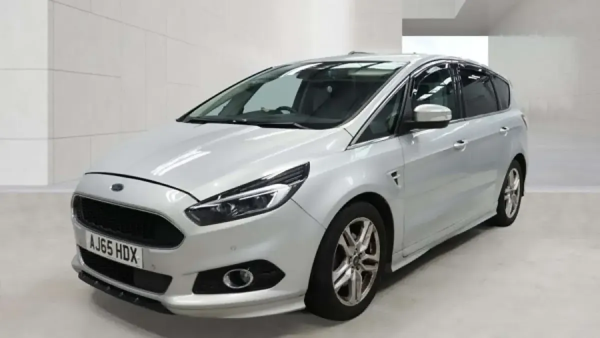 Used Ford S-MAX Sport 180 HP (132 kW) 2016 Silver MPV