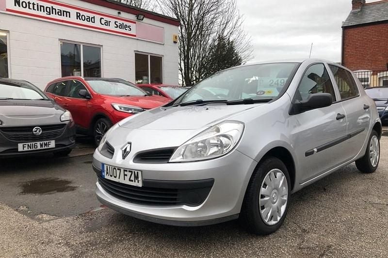Silver Used 2007 Renault Clio II Authentique Hatchback | £2,499 (Fair price) - Image 1/1