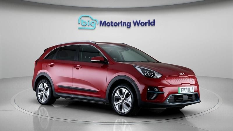 Used 2022 Kia e-Niro SUV | £13,700 (Super price) - Image 1/4
