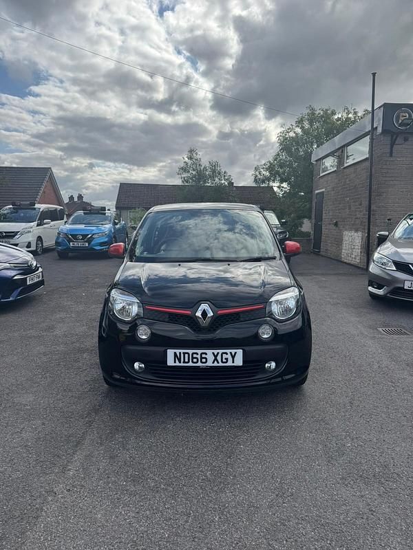 Black Used 2016 Renault Twingo Dynamique Hatchback | £3,995 (Good price) - Image 1/4