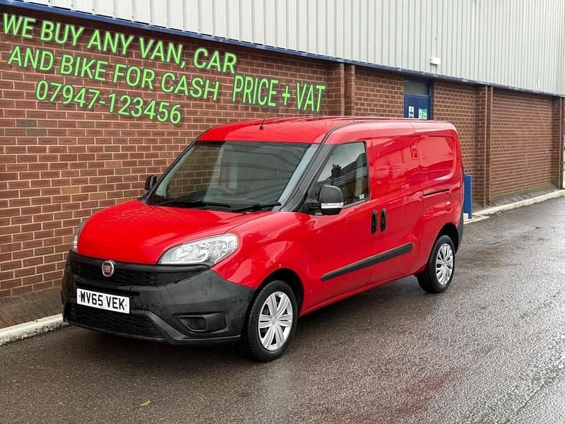 Red Used 2015 Fiat Doblò MPV | £3,995 (Super price) - Image 1/4