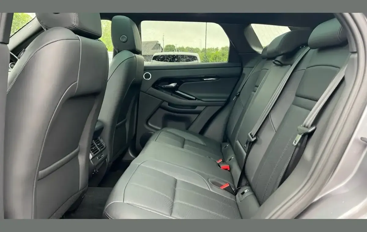 Used Land Rover Range Rover evoque HSE Dynamic 265 HP (194 kW) 2024 Grey SUV