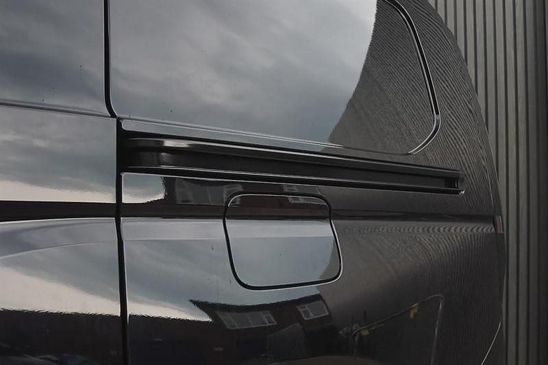 Novo VW Caddy Maxi Pro 122 HP (89 kW) 2025 Preto Monovolume