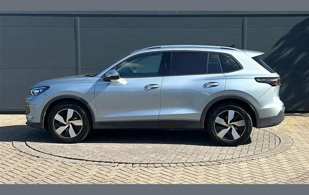 Used VW Tiguan Match 147 HP (108 kW) 2025 Silver SUV