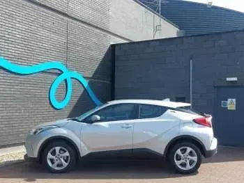 Used Toyota C-HR 115 HP (84 kW) 2019 Silver SUV