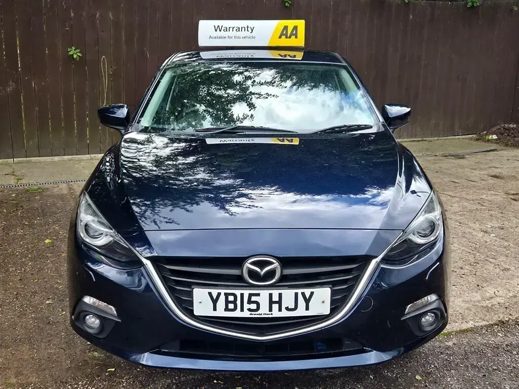Used Mazda 3 165 HP (121 kW) 2015 Blue Hatchback