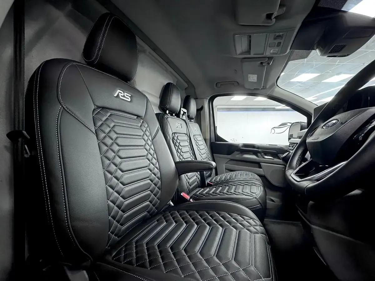 Used Ford Transit Custom Limited 136 HP (100 kW) 2024 Grey Van