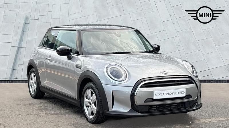 Silver Used 2023 Mini Cooper Classic Hatchback | £18,495 (Super price) - Image 1/4