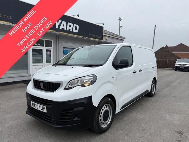 White Used 2021 Peugeot Expert Van | £11,999 (Fair price) - Image 1/4