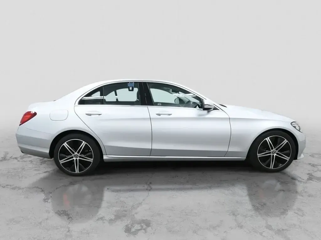 Used Mercedes C220 194 HP (142 kW) 2019 Silver Sedan