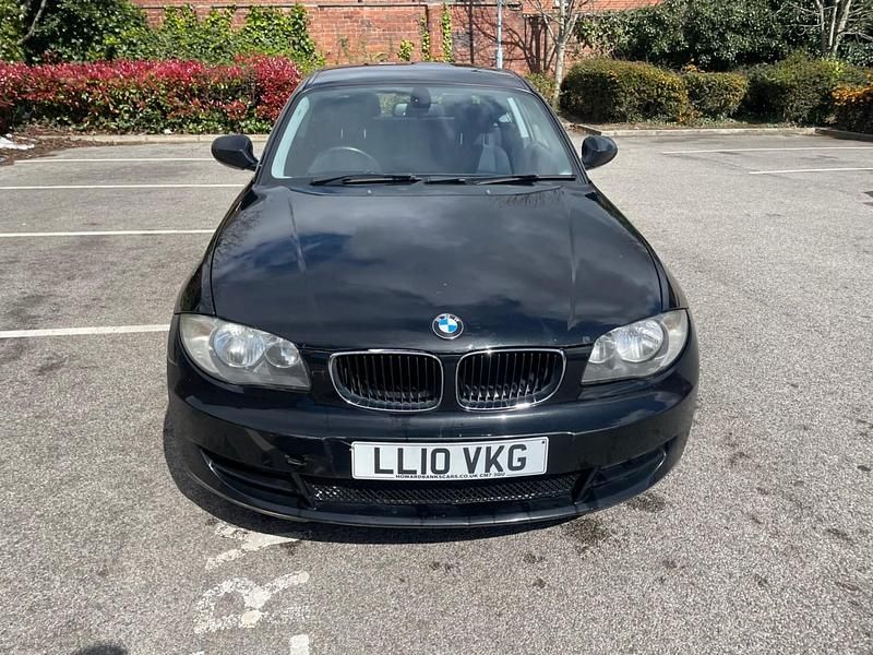 Begagnad BMW 120 Coupé 2010 Svart Sportkupé