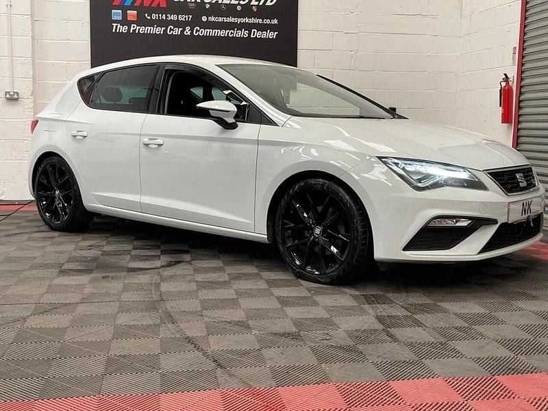 White Used 2017 Seat Leon FR Hatchback | £8,650 (Fair price) - Image 1/4