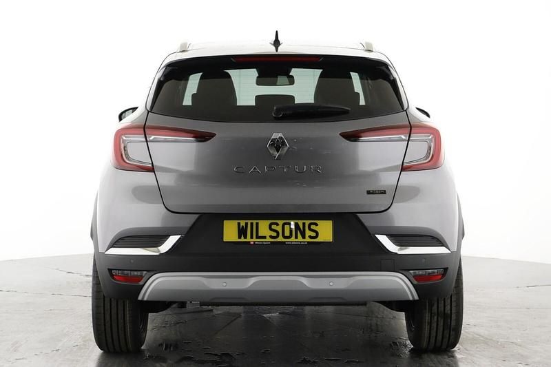 Used Renault Captur Techno 143 HP (105 kW) 2023 Grey  SUV