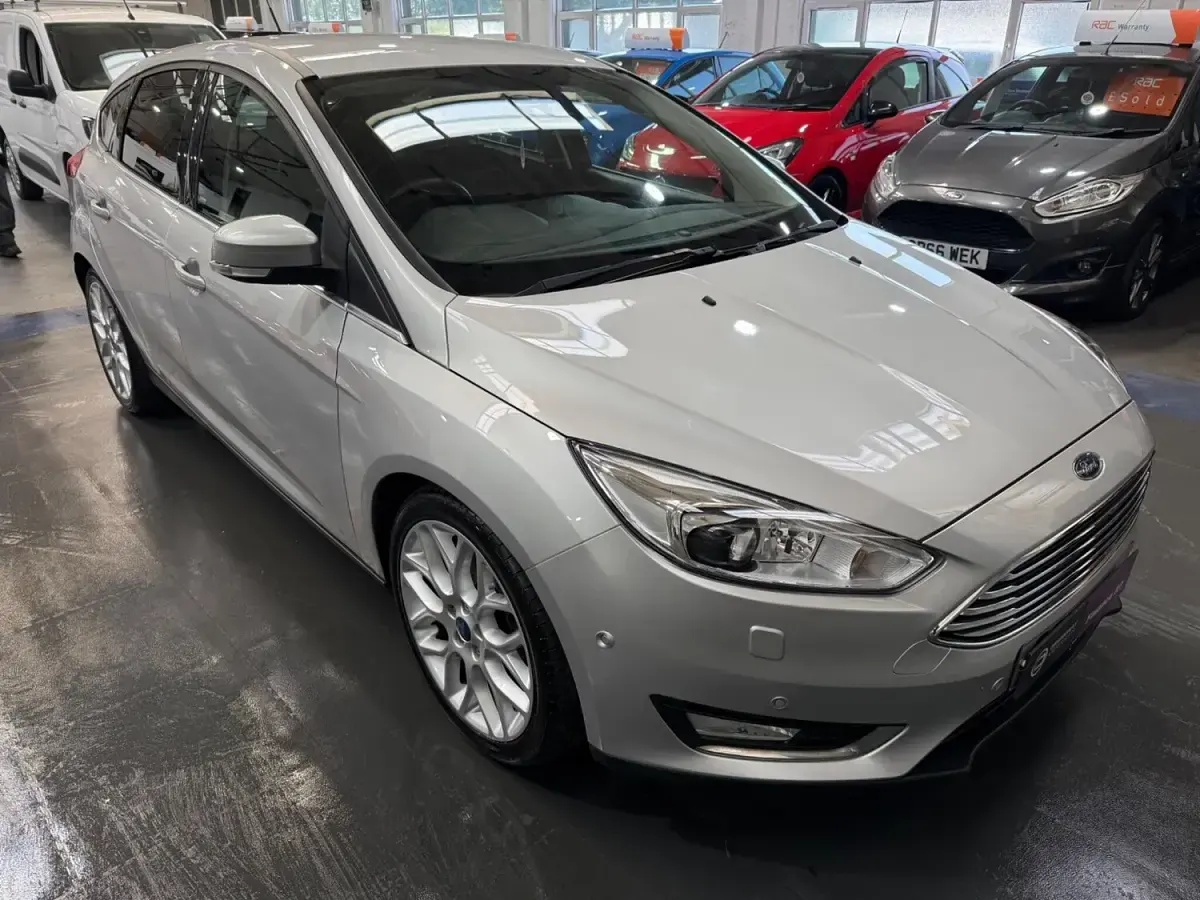 Used Ford Focus Titanium X 125 HP (91 kW) 2016 Silver Hatchback