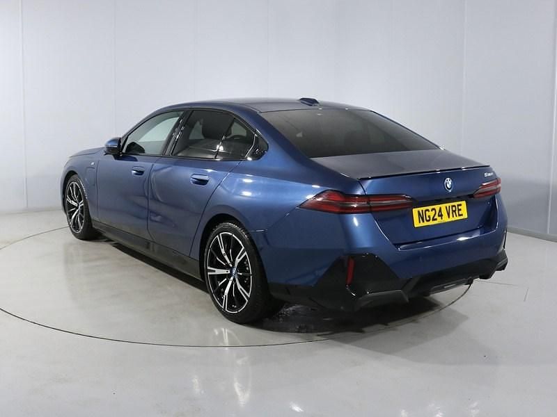 Used BMW 530e M Sport 295 HP (216 kW) 2024 Blue Sedan