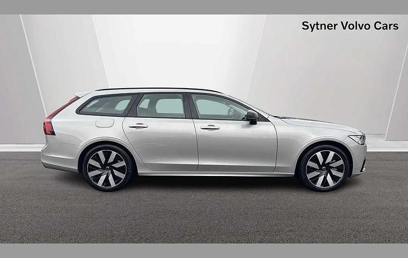 Used Volvo V90 Plus 344 HP (253 kW) 2025 Silver Estate