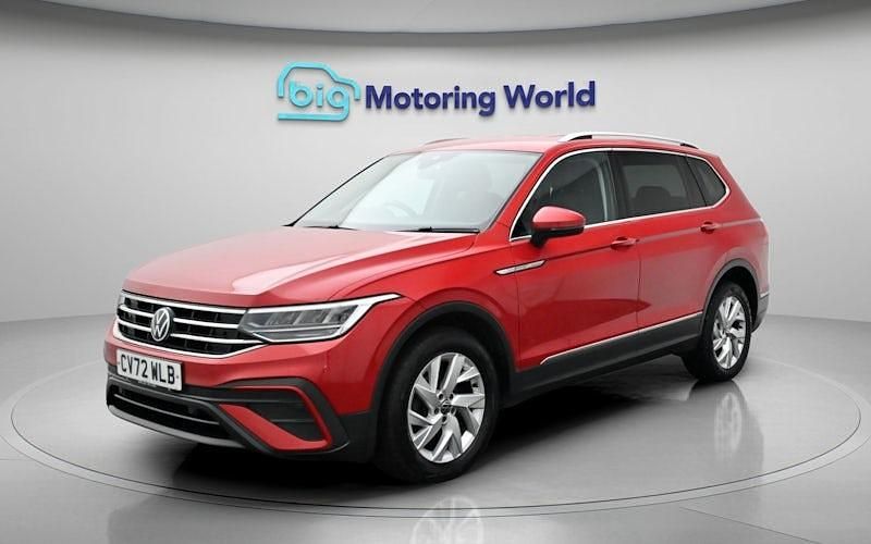 Used VW Tiguan Allspace S 150 HP (110 kW) 2023 Red SUV