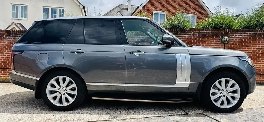 Used Land Rover Range Rover Vogue SE 339 HP (249 kW) 2014 Grey SUV