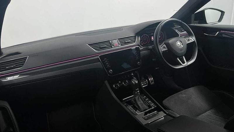 Used Skoda Superb SportLine 150 HP (110 kW) 2019 Grey Estate